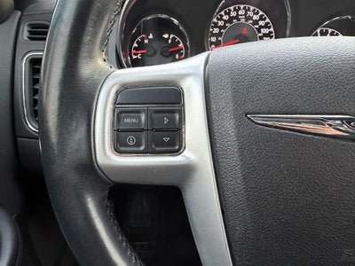 2014 Chrysler 200 Touring
