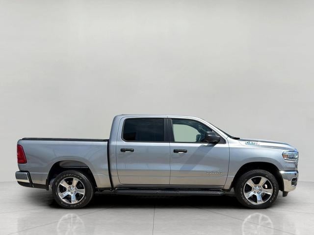 2025 RAM 1500 Tradesman Crew Cab 4x4 5'7" Box