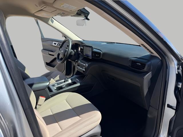 2020 Ford Explorer Base