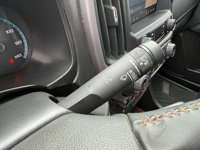 2021 GMC Canyon 4WD AT4 w/Leather