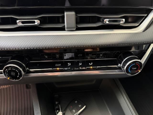 2025 Chevrolet Equinox Base