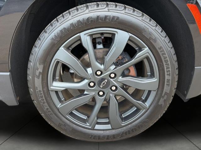 2023 Chevrolet Equinox Base
