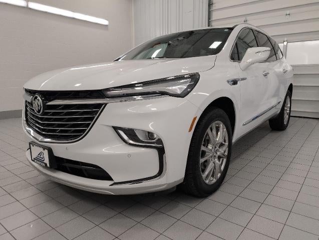 2023 Buick Enclave Essence