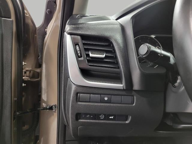 2025 Nissan Rogue Base