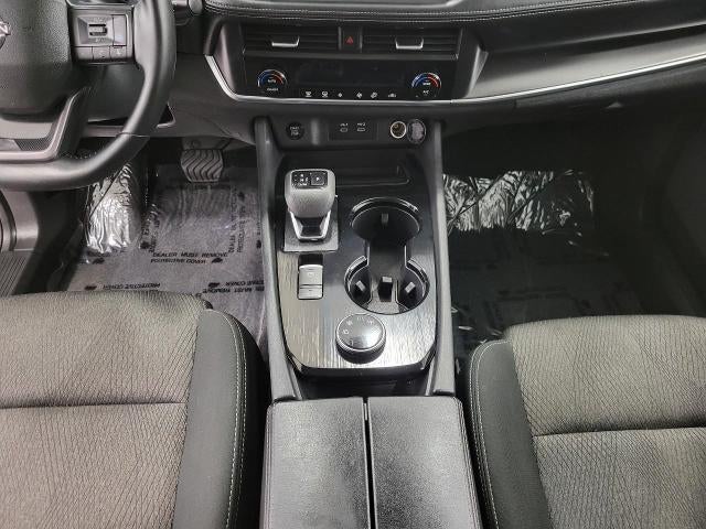 2025 Nissan Rogue Base